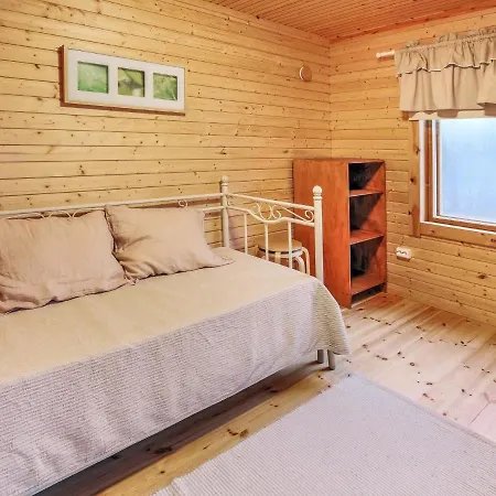Holiday home Vekurinveranta By Interhome Kuusjarvi